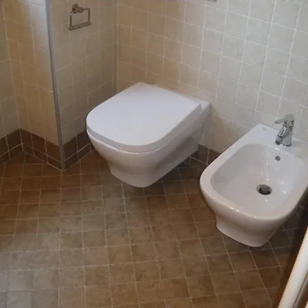 Casa San Costanzo * פיזונייה